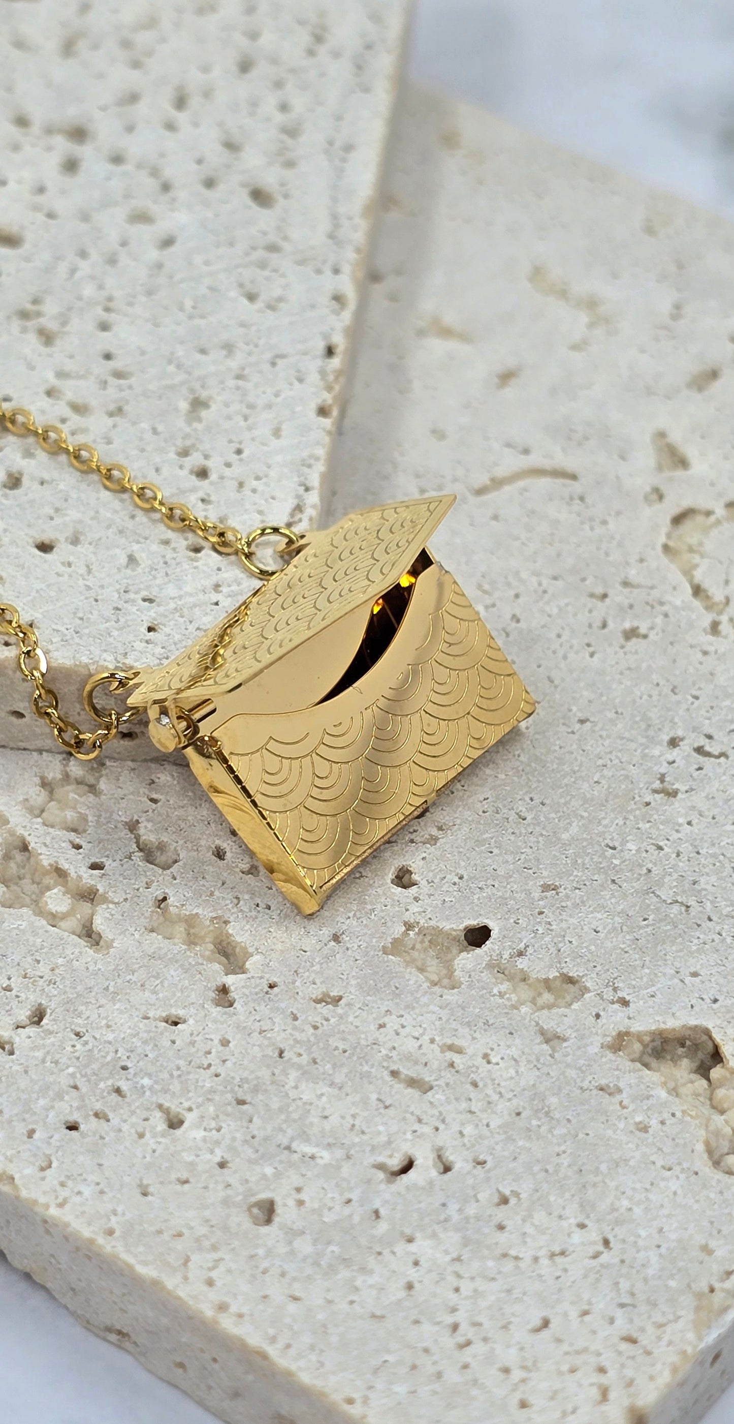 Greta Necklace