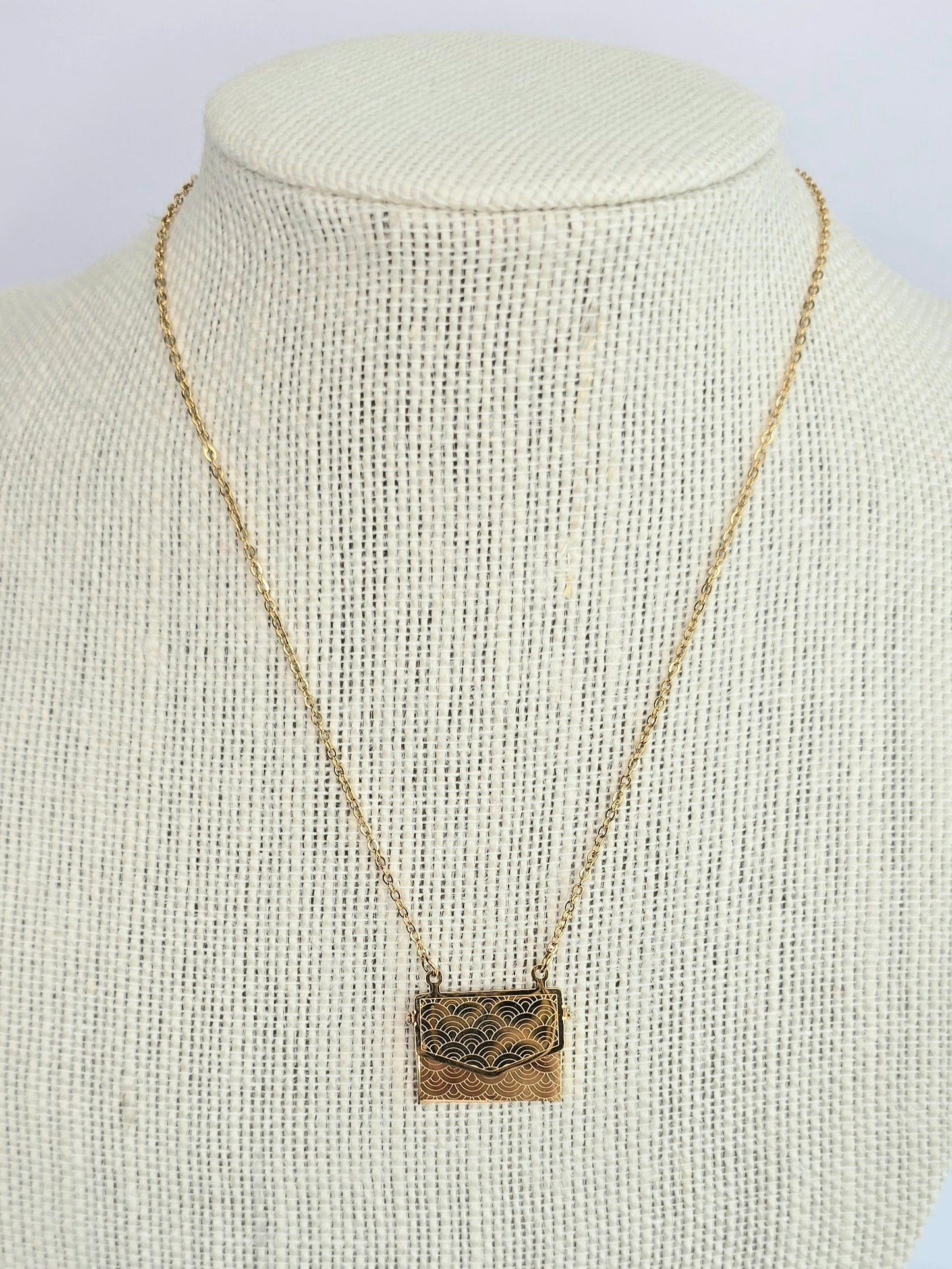 Greta Necklace