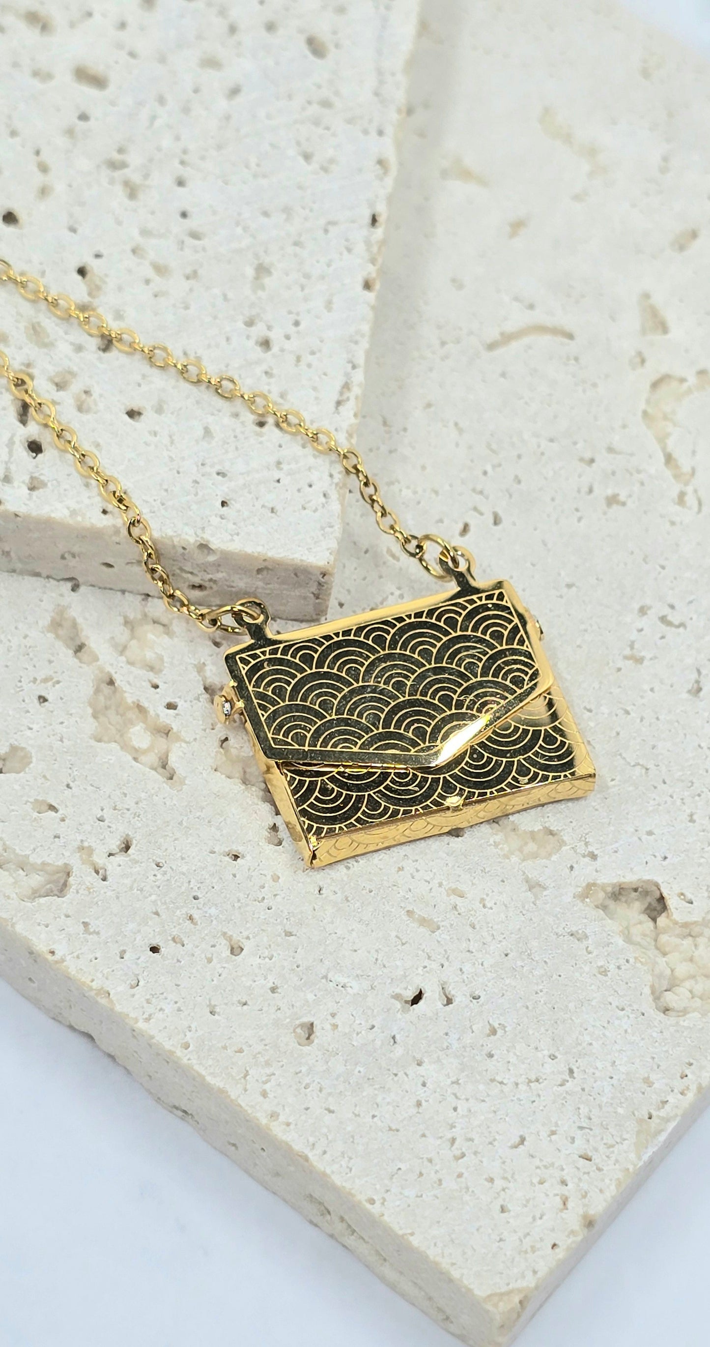 Greta Necklace