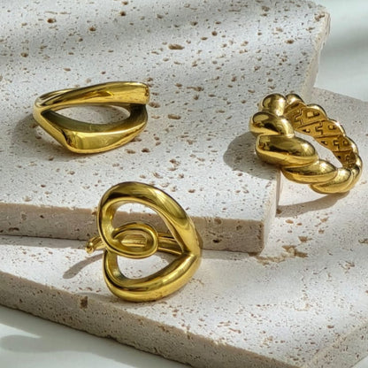Thais Ring